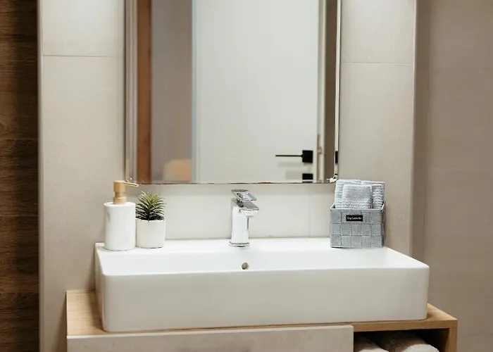 Apartment Maison Bleu *