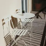 Maison Bleu Volos